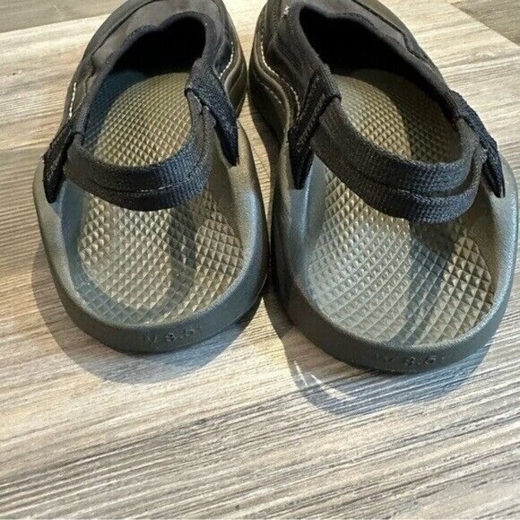 Chaco Black Loafers with White Accents - Picture 5 of 8